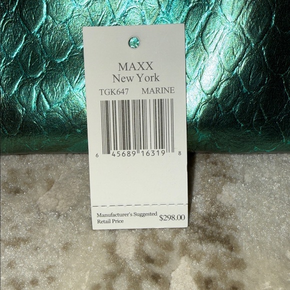 Metallic Marine Green and Gold Women's MAXX NY Bag - Picture 7 of 7